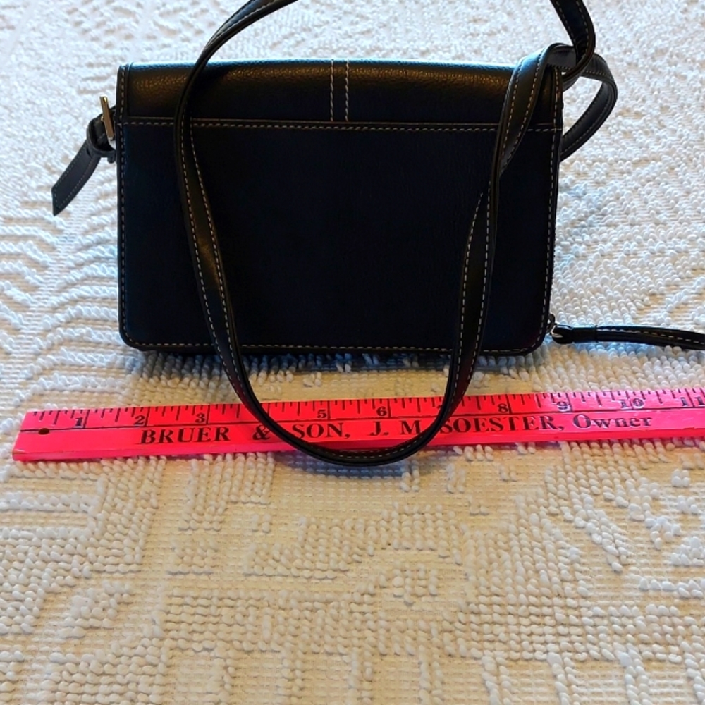 Liz Claiborne Wallet